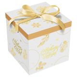 Коробка складная подарочная MESHU "Золотые снежинки", (28*28*28см), с лентой, отд фольгой, глиттер Коробка складная подарочная MESHU "Золотые снежинки", (28*28*28см), с лентой, отд фольгой, глиттер